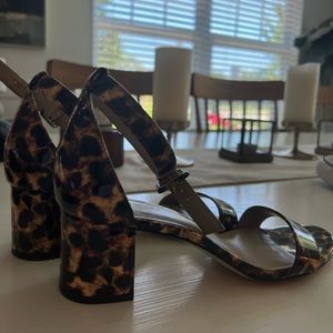 Leopard Ann Taylor Kitten Heel size 7.5 OBO